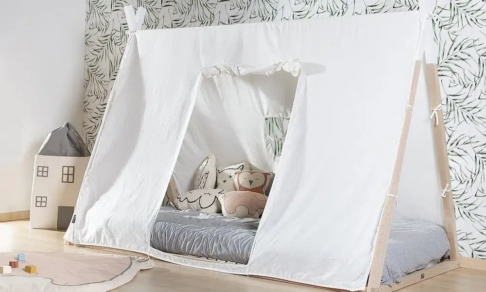 Un lit Tipi pour enfant